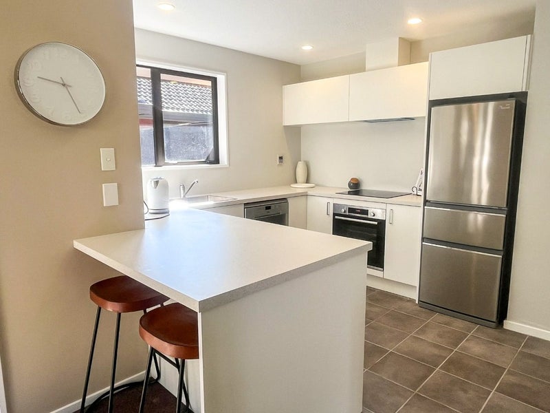 2/9 Campbell Street, Sumner, Christchurch - Carousel 2