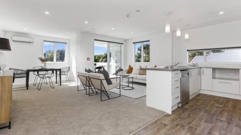 2/36 Wilkinson Road, Ellerslie, Auckland - Carousel 1