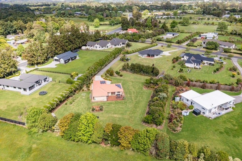 4 Pathways Drive, Kerikeri, Kerikeri - Carousel 2