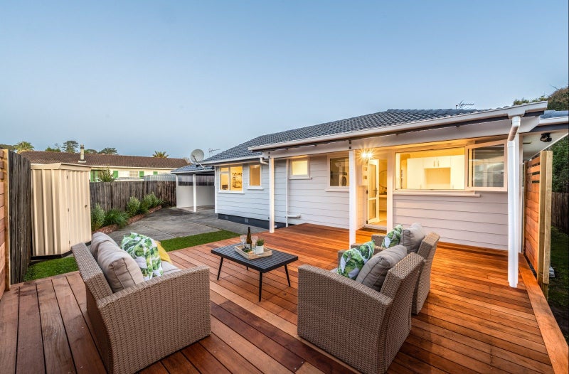 10A Tomintoul Place, Highland Park, Auckland - Carousel 2
