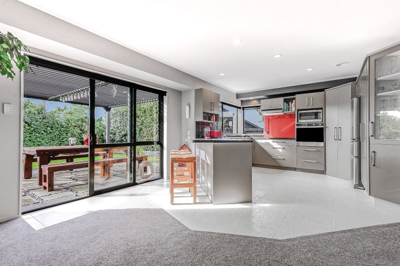 6 Ben Nevis Place, Nawton, Hamilton - Carousel 2