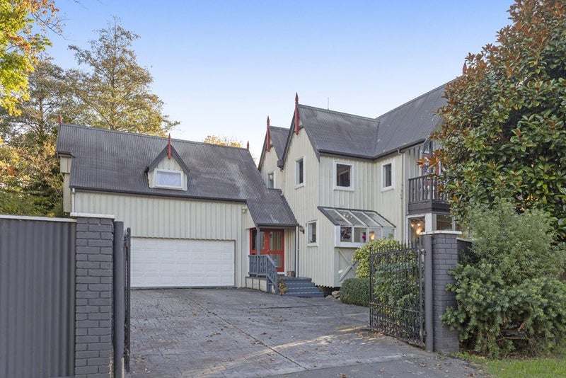 206 Riverlaw Terrace, Saint Martins, Christchurch - Carousel 2