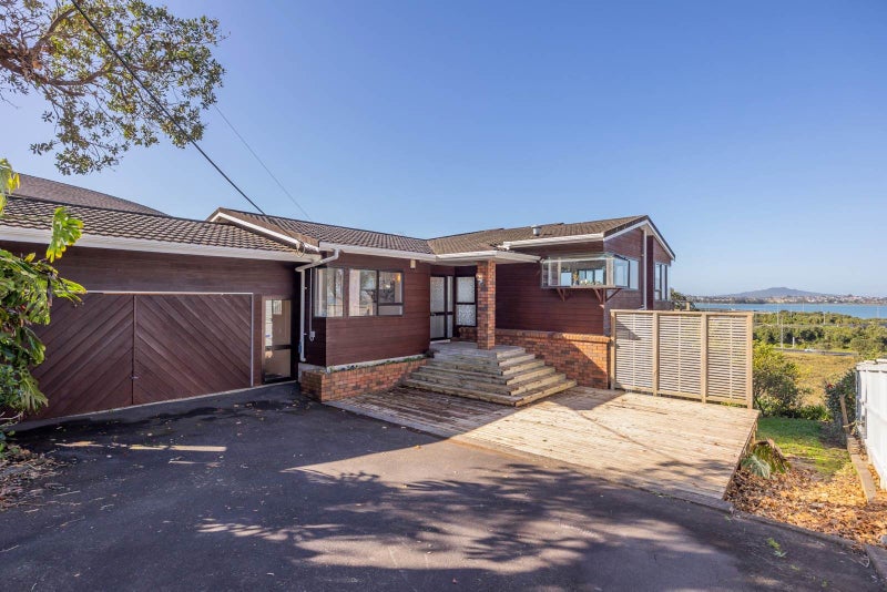 19 Waimana Avenue, Northcote Point, Auckland - Carousel 2
