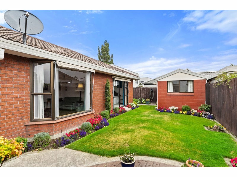 2/4 Limburg Lane, Spreydon, Christchurch - Carousel 2
