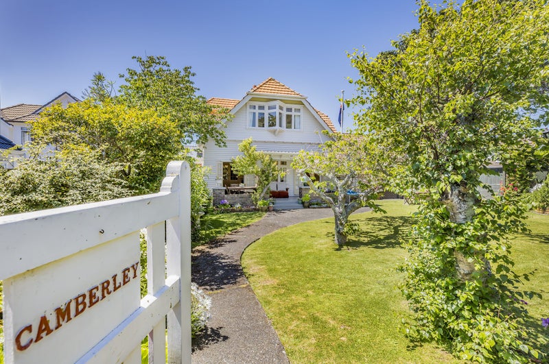 51 Falkirk Avenue, Seatoun, Wellington - Carousel 2