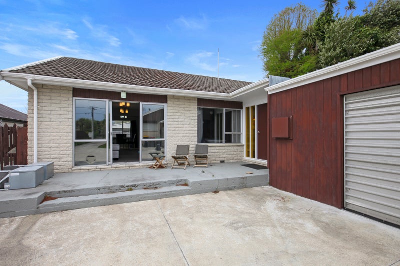 2/10 Cardiff Avenue, Somerfield, Christchurch - Carousel 1