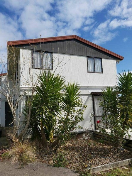 15 Kopara Place, Clendon Park, Auckland - Carousel 2