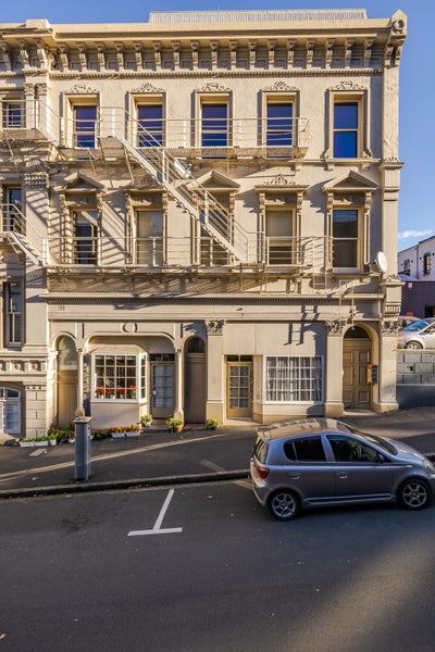 11/33 Dowling Street, Dunedin Central, Dunedin - Carousel 15