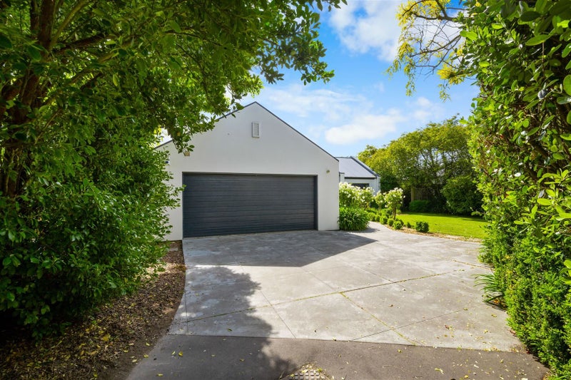 9 Gwen Place, Redwood, Christchurch - Carousel 27