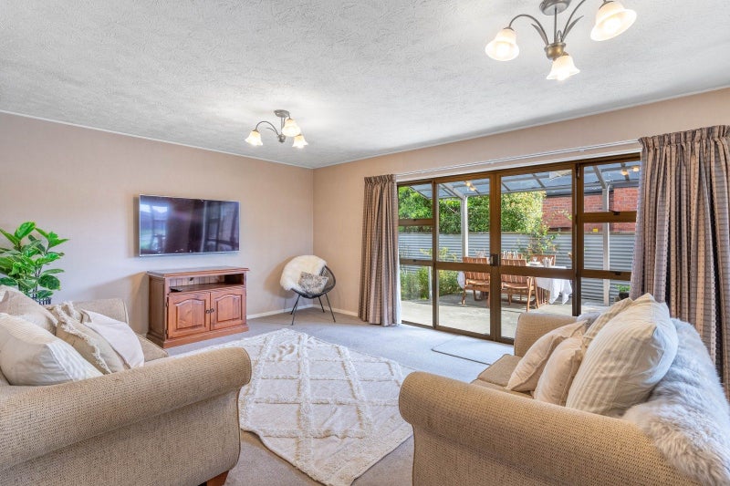 74 MacKenzie Street, Winton, Winton - Carousel 2