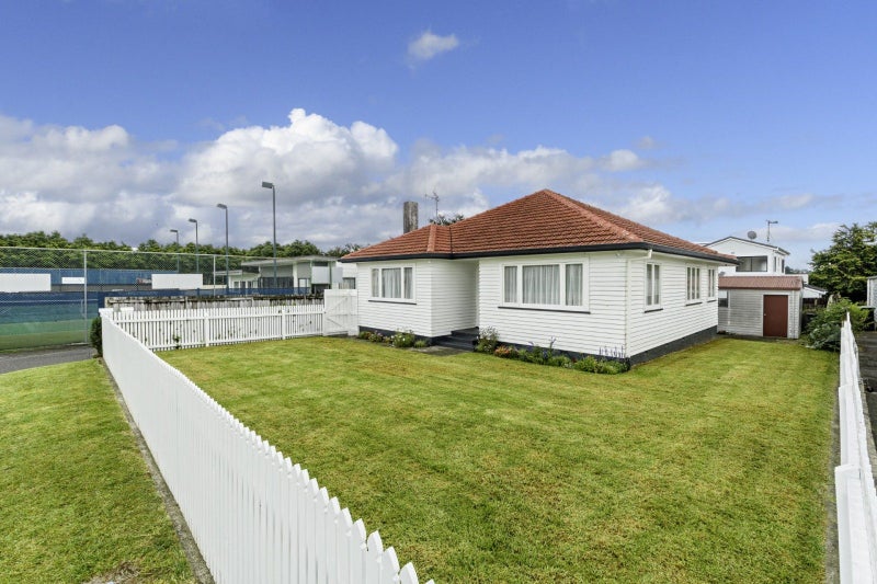 51 Rimu Street, Gate Pa, Tauranga - Carousel 1