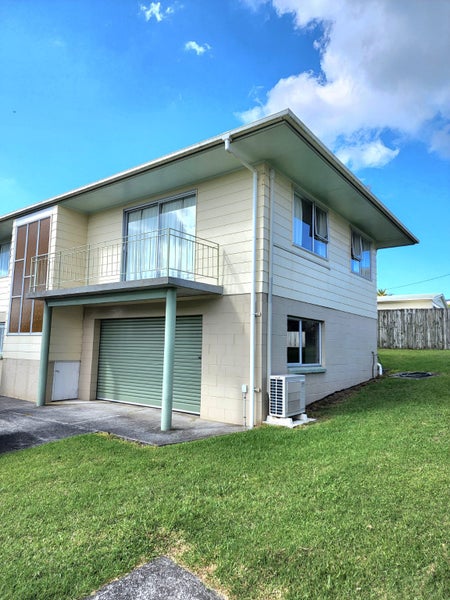 2/35 Paramu Avenue, Birkdale, Auckland - Carousel 1