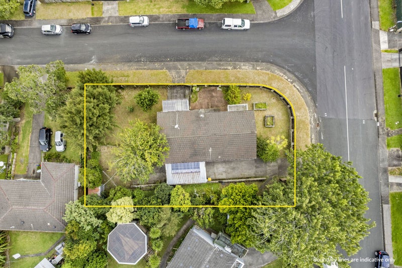 22 Redwood Drive, Massey, Auckland - Carousel 1