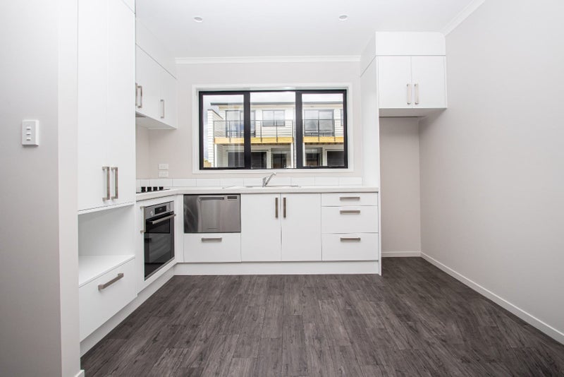 11/10 Charlemont Street, Whitiora, Hamilton - Carousel 2