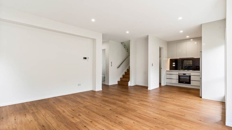 1/101 Matakohe Road, Westgate, Auckland - Carousel 1