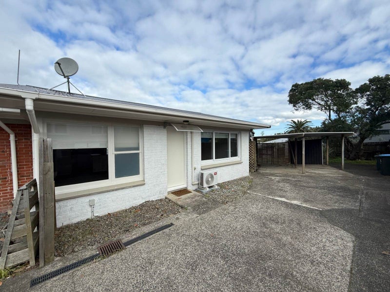 2/49 Felton Mathew Avenue, St Johns, Auckland - Carousel 2