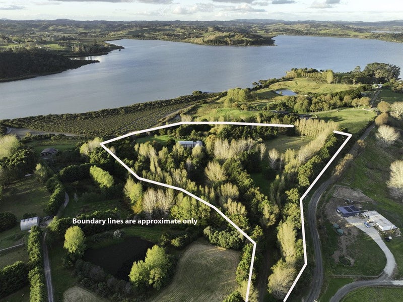 257 Metcalfe Road, Matakohe - Carousel 2