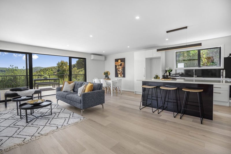 5 Swainson Street, Naenae, Lower Hutt - Carousel 1