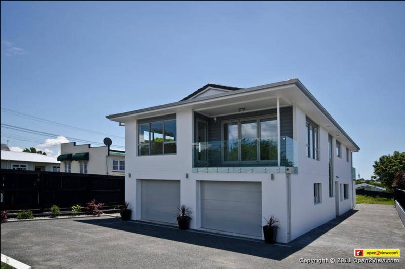 67A Shackleton Road, Mount Eden, Auckland - Carousel 1