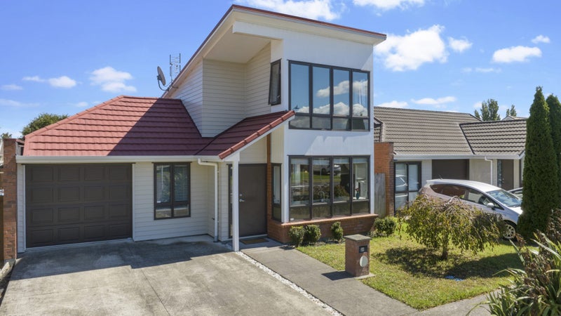 24 Tarapiroe Avenue, Takanini, Auckland - Carousel 1