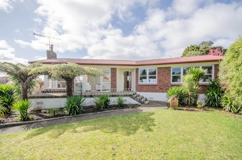 330 Great South Road, Opaheke, Papakura - Carousel 1