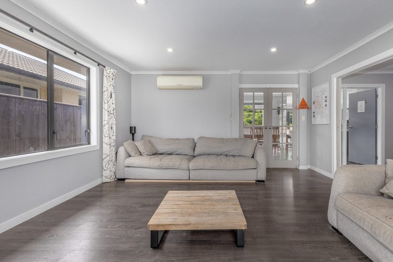 10 Tararua Close, Aotea, Porirua - Carousel 2