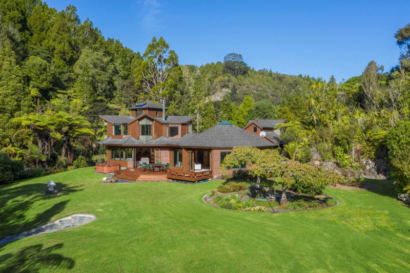 36 Stoney Creek Drive, Henderson - Carousel 2