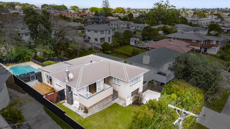 5 Tomlinson Street, Hillpark, Auckland - Carousel 2