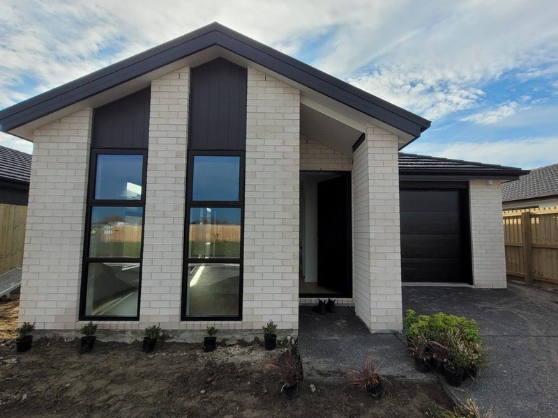 5 Piopio Lane, Halswell, Christchurch - Carousel 2