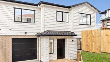 4237B Great North Road, Glendene, Auckland - Carousel 1