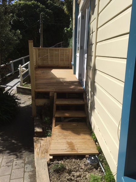 173 Glenmore Street, Kelburn, Wellington - Carousel 1