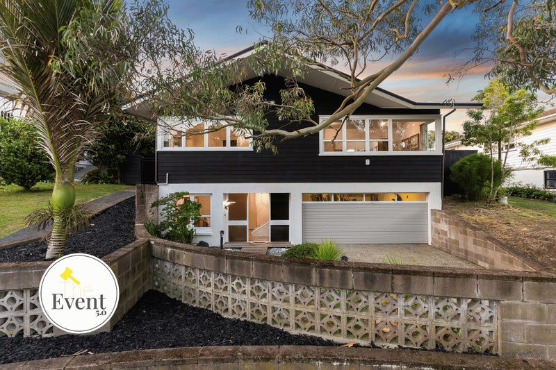 9 Tudward Glade, Hillcrest, Auckland - Carousel 1