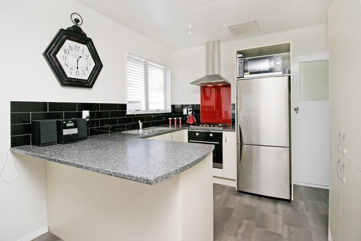 65 Rugby Street, Awapuni, Palmerston North - Carousel 2