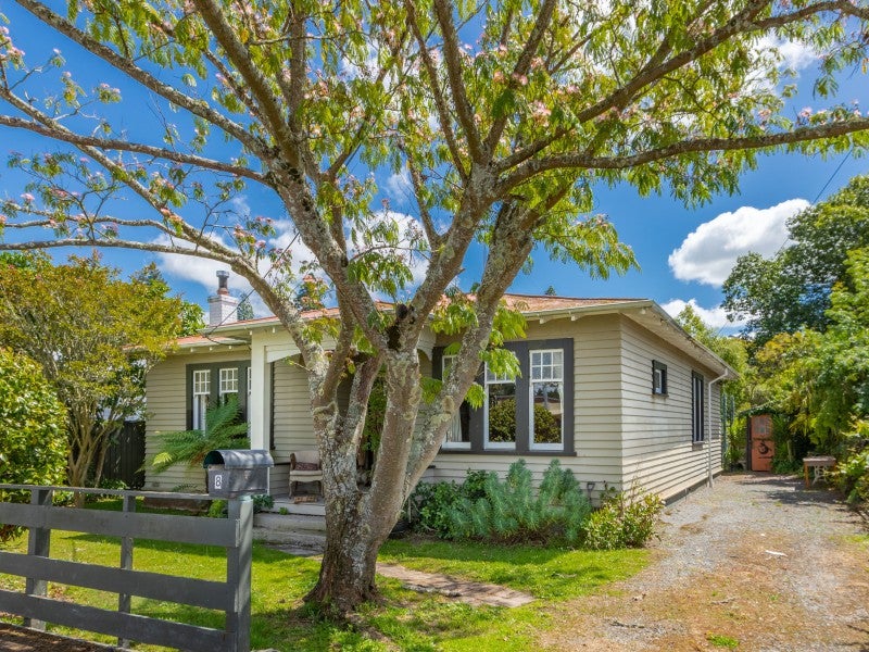 8 Waverley Street, Waipawa, Waipawa - Carousel 2