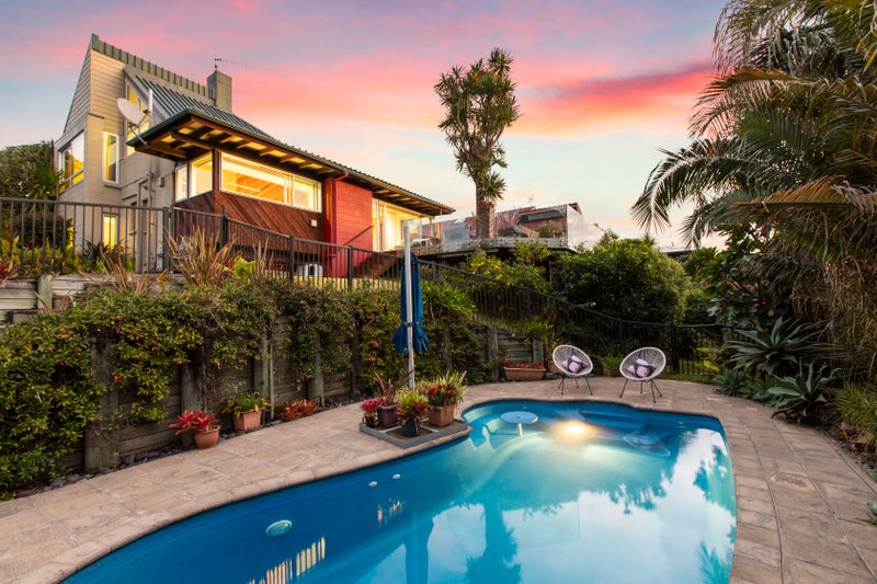 23 Davita Place, Farm Cove, Auckland - Carousel 1