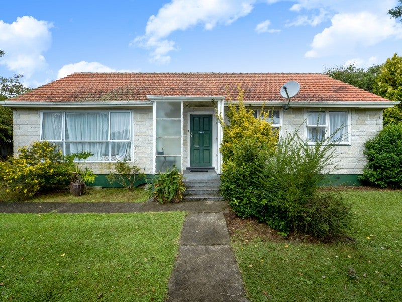 12 Montgomery Crescent, Bader, Hamilton - Carousel 2