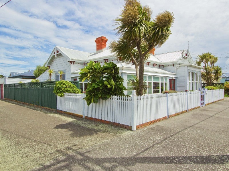 32 Adelaide Street, Petone, Lower Hutt - Carousel 2