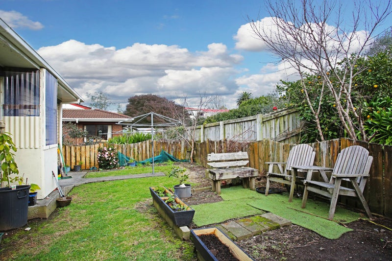 4B Civic Place, Waiuku, Waiuku - Carousel 17