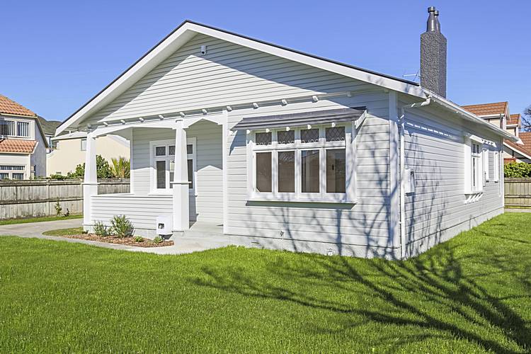 1/5 Wai-Iti Crescent, Woburn, Lower Hutt - Carousel 1