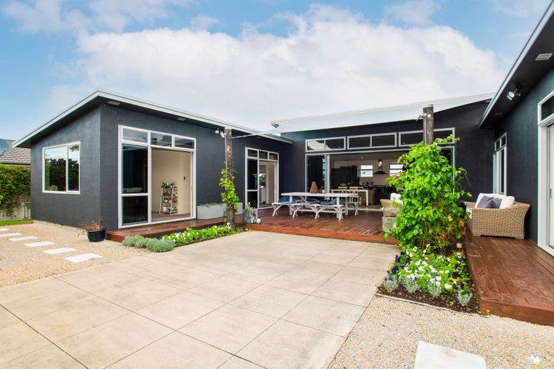 3 Joanne Street, Lytton West, Gisborne - Carousel 2