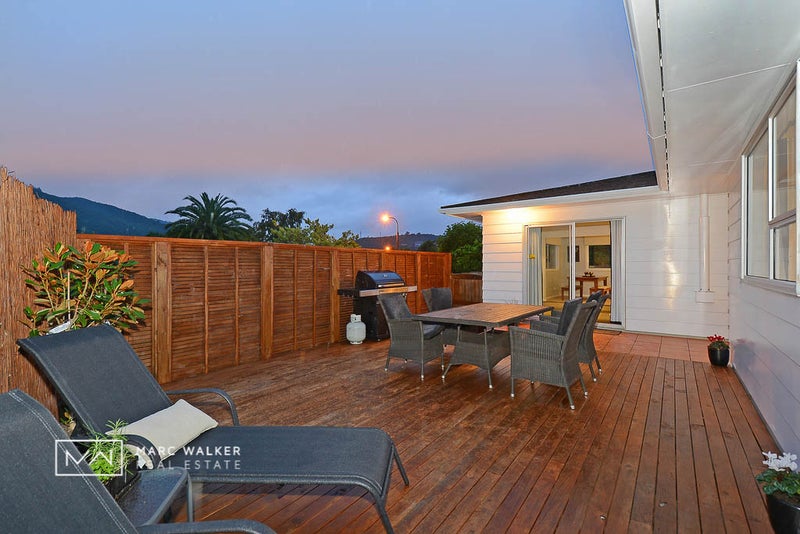 10 Akron Grove, Totara Park, Upper Hutt - Carousel 1