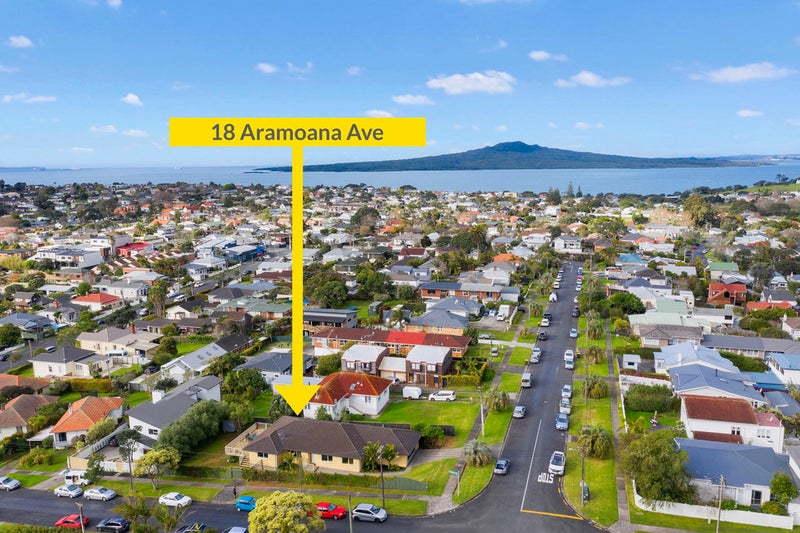 18 Aramoana Avenue, Devonport, Auckland - Carousel 2