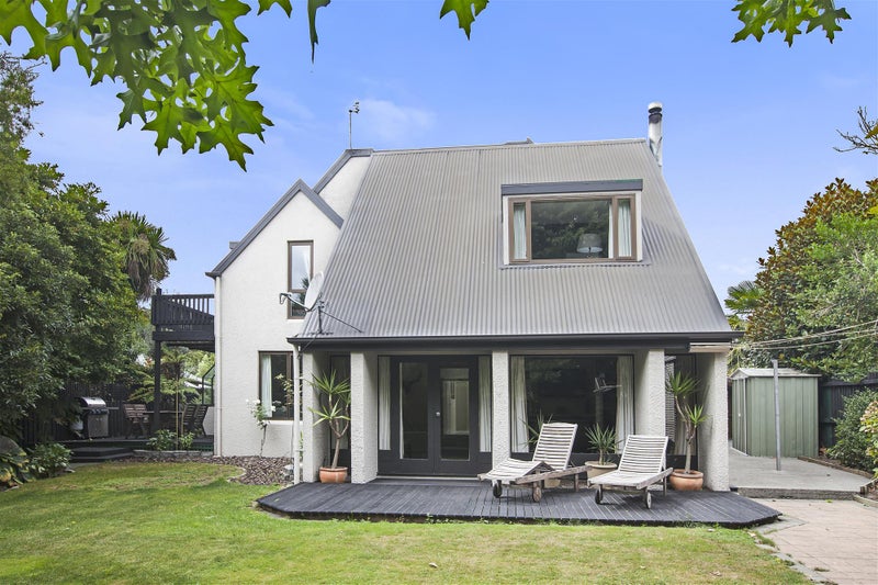 20C Tisch Place, Belfast, Christchurch - Carousel 23