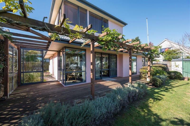 38c Martin ST, Monaco, Nelson - Carousel 13