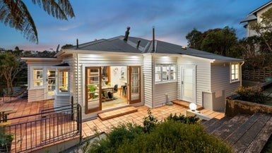 28 Izard Road, Khandallah, Wellington - Carousel 1