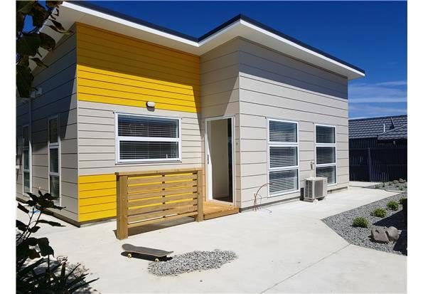 15 Dennitt Street, New Brighton, Christchurch - Carousel 1