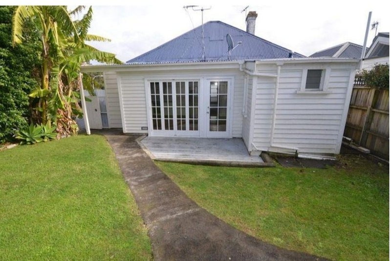 1 Alberon Street, Parnell, Auckland - Carousel 1