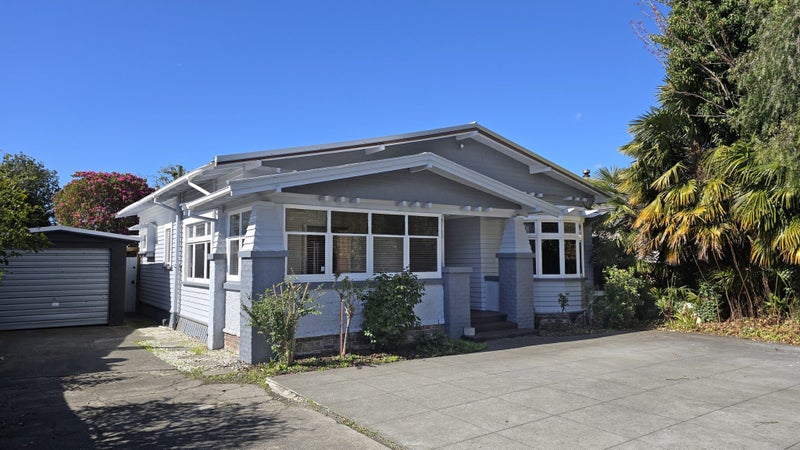 609 Saint Aubyn Street West, Saint Leonards, Hastings - Carousel 1