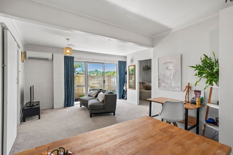 11 Hague Place, Birkenhead, Auckland - Carousel 2