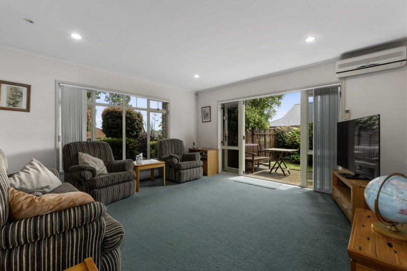 34 Honeysuckle Lane, Ohauiti - Carousel 2